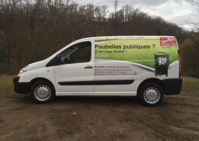 Publicite sur vehicule Onex